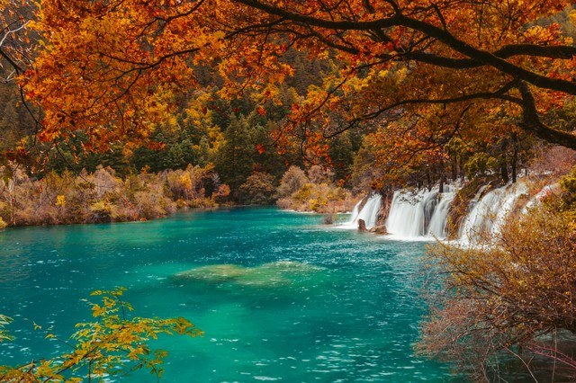 九寨沟观光车上下车点_九寨沟景点分布图_九寨沟旅游线路设计