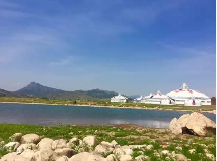 马场梁夏日冰瀑_呼和浩特白石沟景区_呼和浩特周边避暑胜地