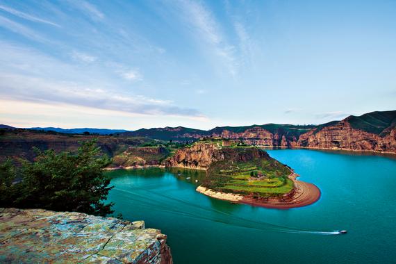 呼和浩特白石沟景区_清水河明代长城遗址旅游_老牛湾长城黄河旅游