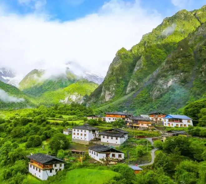 云南大理6日游轻松行旅游路线_云南昆明旅游六日游跟团游价格_云南大理旅游路线推荐