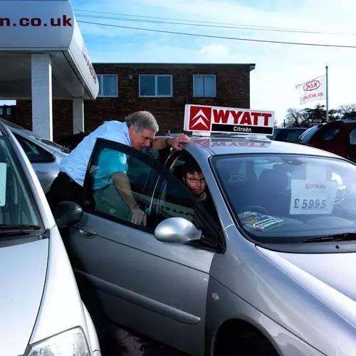 二手车销售顾问培训_汽车销售技巧和话术_二手车置换话术技巧