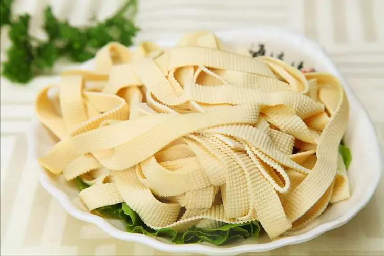 喝茶可以缓解肝脏硬化吗?医生再次劝告:想要护肝,这三茶要多喝(图5) 中年人护肝绿茶_吃烧烤后喝茶好吗_绿茶护肝功效