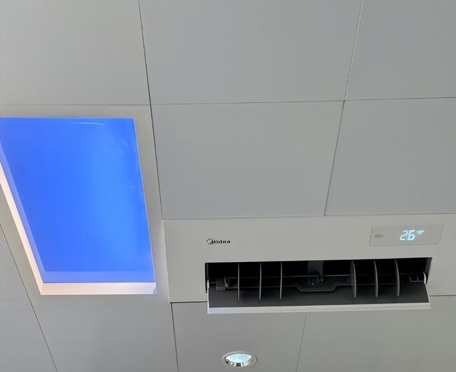 新房装修,老婆坚持做这6个“厨房设计”,没想到入住后真香了(图5) 日式厨房装修风格图片_高柜升降技术_厨房装修细节改造