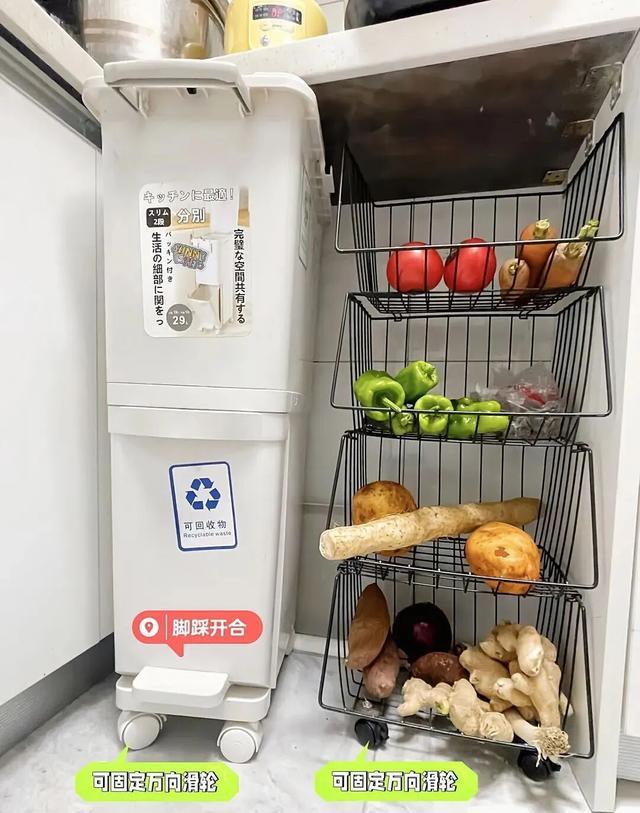 若再次装修,厨房坚决不做吊柜!照抄邻居家的做法,既美观又实用(图14) 日式厨房装修风格图片_现代厨房设计无吊柜_高柜系统墙面收纳