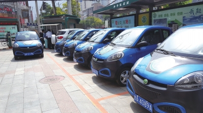 兰州:记者体验微公交——方便绿色环保租赁费用偏高(图1) 微公交分时租赁费用高_兰州E享行微公交租赁费用_兰州吉祥出租车押金