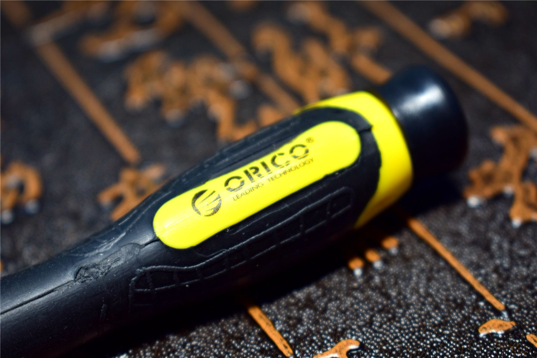 秒变专业拆机维修达人,这款工具套装你值得拥有(图7) 21种批头日常维修工具_维修工具套装_ORICO精密螺丝刀套装