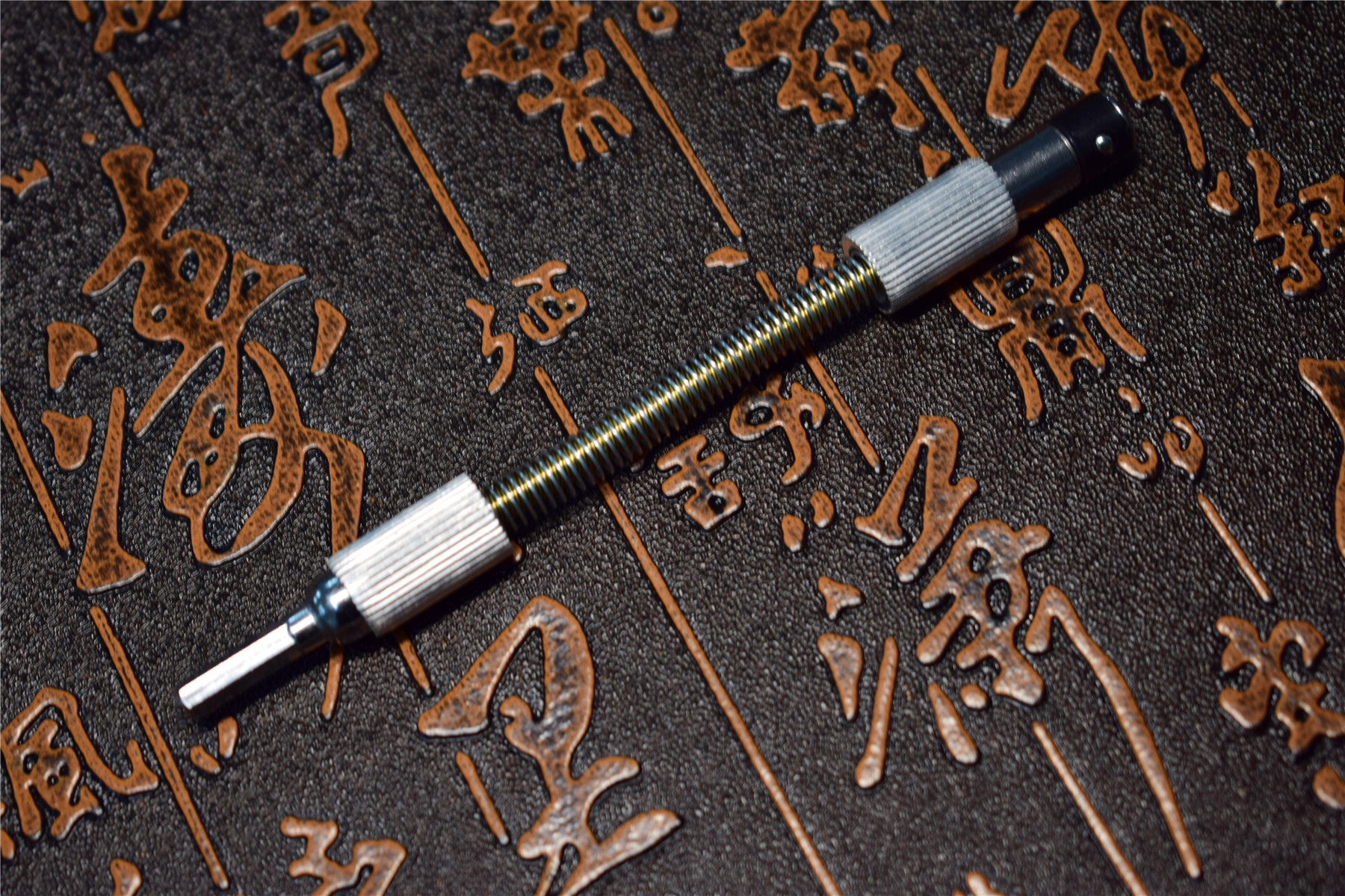 秒变专业拆机维修达人,这款工具套装你值得拥有(图10) ORICO精密螺丝刀套装_维修工具套装_21种批头日常维修工具