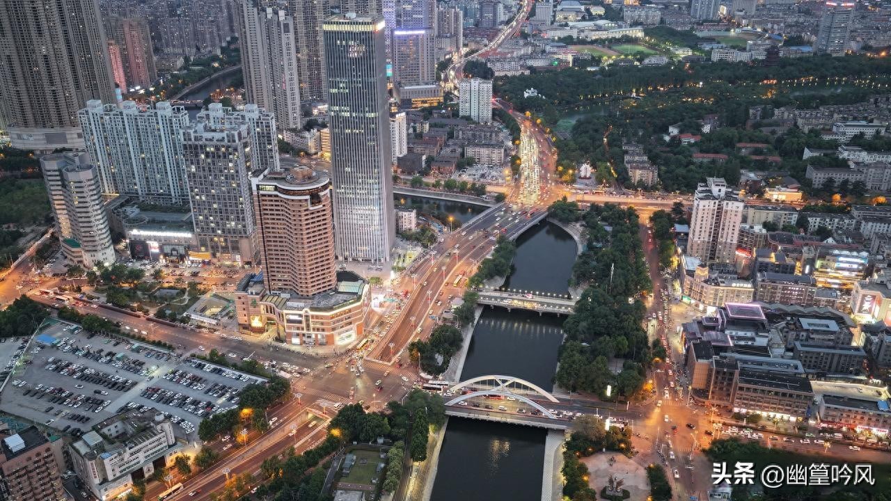 黄山游览路线_安徽5天自由行攻略_黄山宏村九华山旅游路线