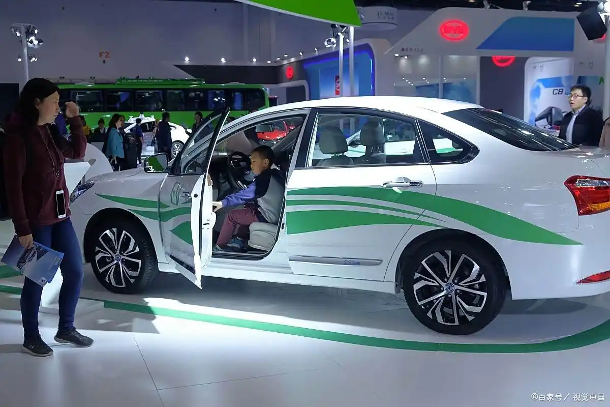 新能源汽车不仅能省油?隐藏的碳资产价值大揭秘(图3) 新能源汽车碳减排量核算标准_国家2025汽车节能减排政策_新能源汽车碳资产开发