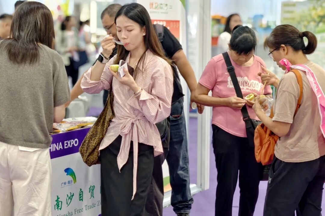 交易火爆!南沙美食亮相中食展(图5) 广州国际食品食材展_2025中食展广州展会 南沙区农产品展销会 南沙预制菜进出口贸易区