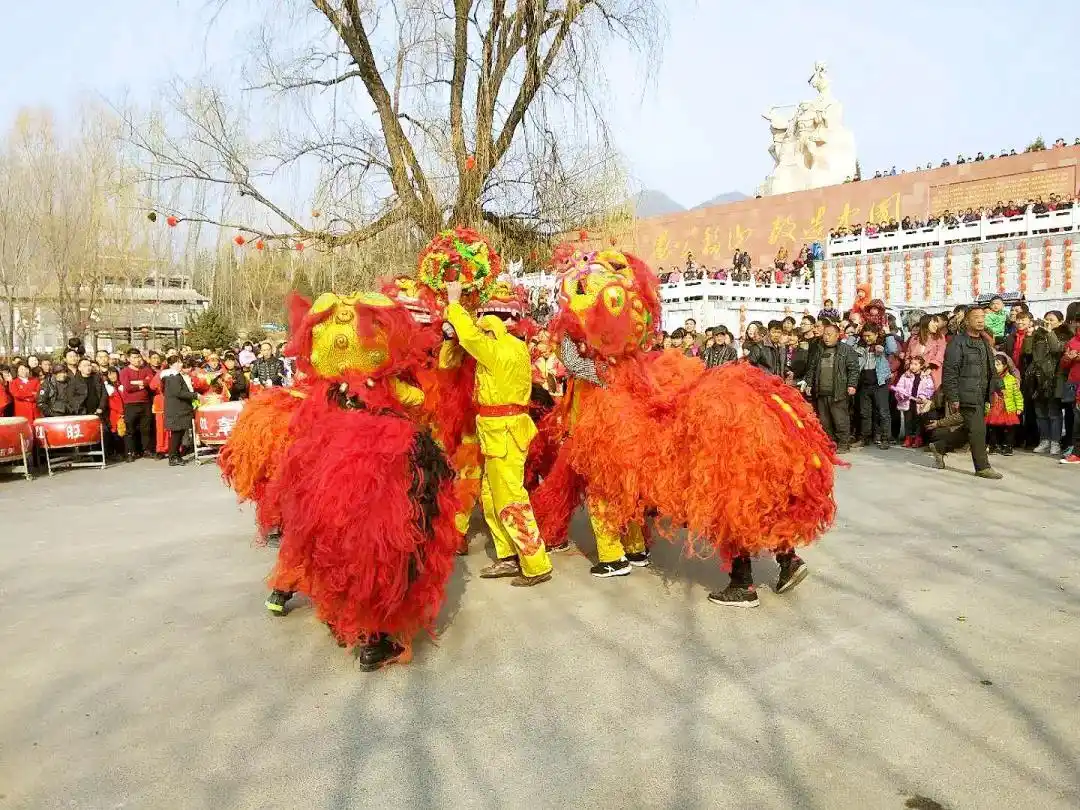 王屋山漂流景区_王屋山春节祈福活动_王屋山景区新春民俗表演