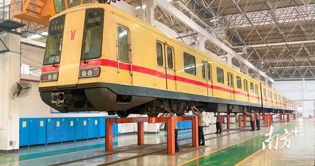 >> id=articleTitle data-columnid=38>广州地铁车辆大修部被授予“全国工人先锋号”荣誉称号(图2) 地铁架大修工作怎么样_广州地铁车辆大修部技术创新_广州地铁全国工人先锋号