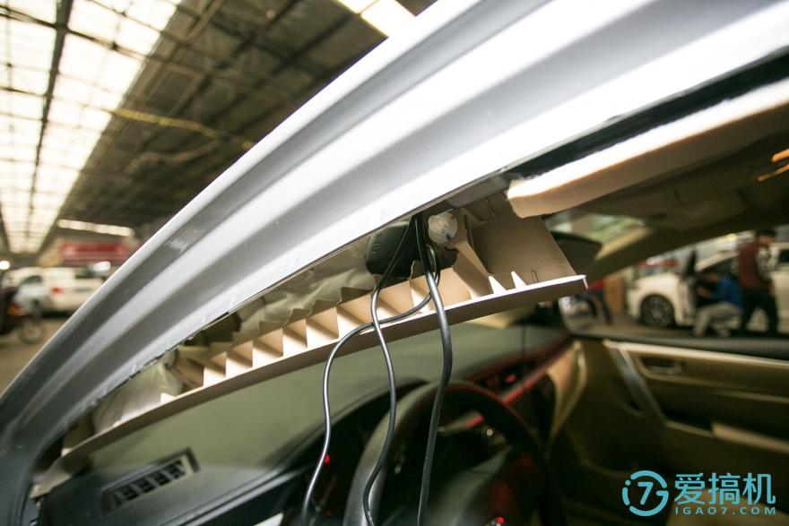 在后视镜里住着领航员，开车问问3智能语音后视镜体验