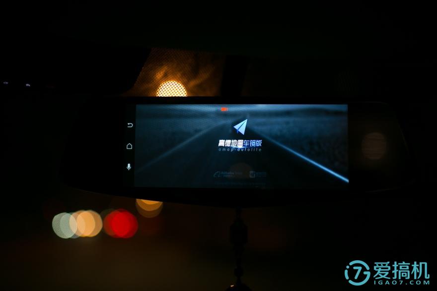 在后视镜里住着领航员，开车问问3智能语音后视镜体验