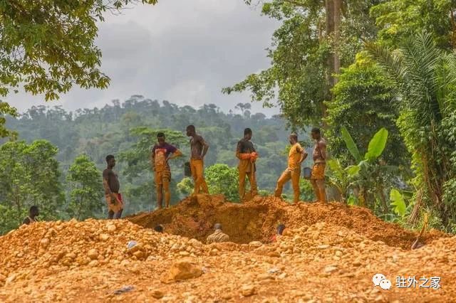 去加纳淘金真的值得吗?(图6) 非洲加纳淘金成本_中国驻外人员加纳生活现状_加纳淘金风险与收益