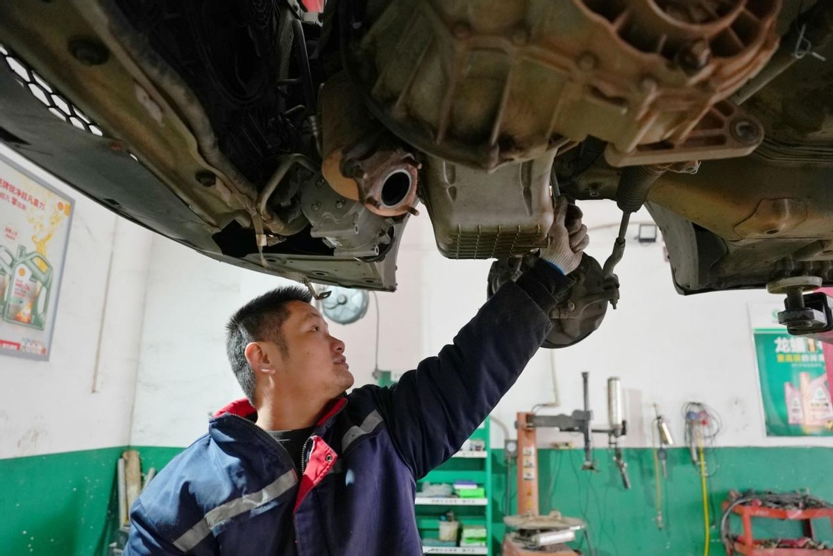 汽修行业已经暴利了二十多年,如今老板自述:从未感受过如此绝望(图2) 修车有前途吗工资高吗_汽修行业现状分析_新能源车对汽修行业的影响