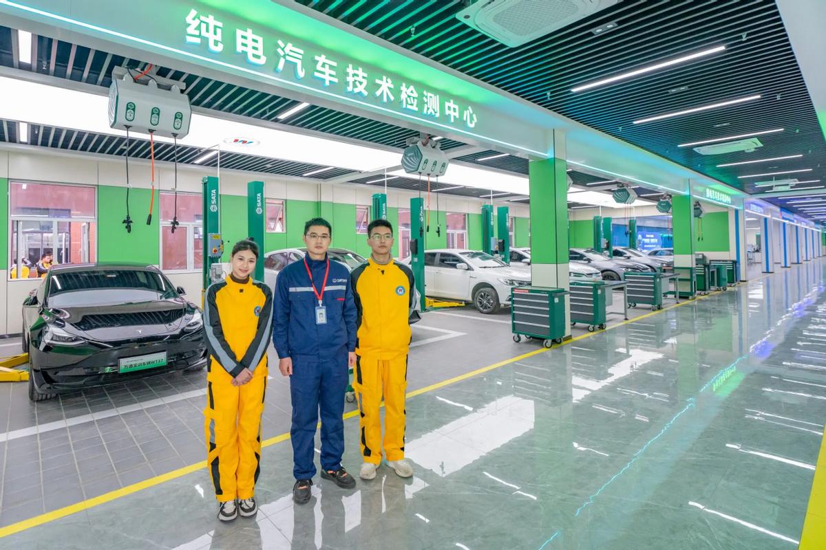 汽修行业已经暴利了二十多年,如今老板自述:从未感受过如此绝望(图6) 汽修行业现状分析_新能源车对汽修行业的影响_修车有前途吗工资高吗