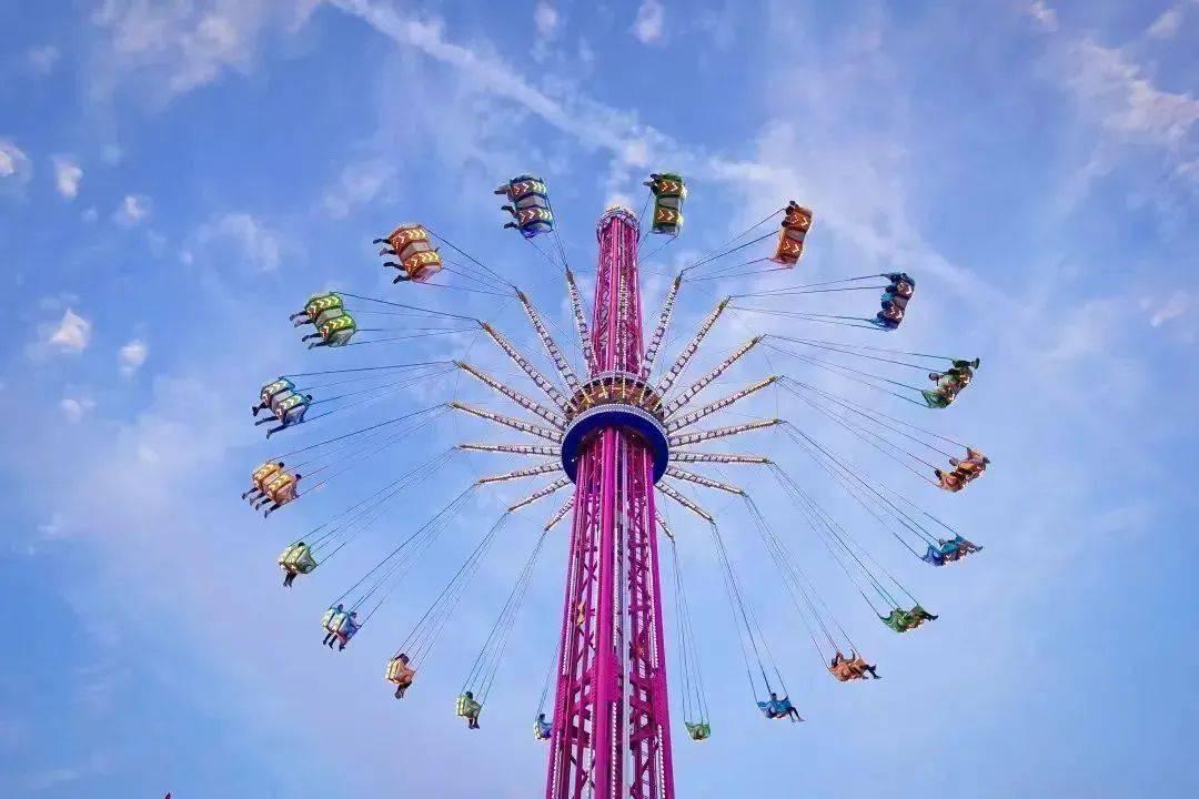 天津欢乐谷有什么游玩项目?惊险刺激,赶快去玩吧(图15) 天津欢乐谷过山车项目_天津欢乐谷刺激游乐项目_天津欢乐谷旅游自驾游