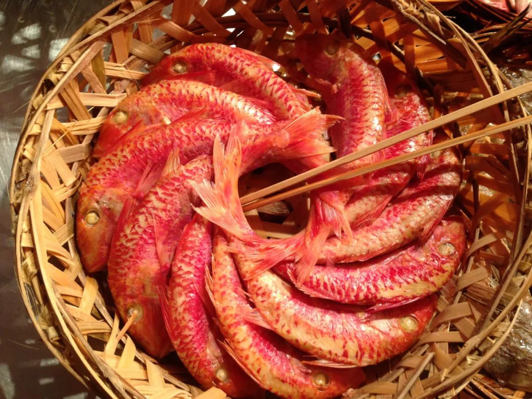 10部经典国产美食纪录片,吃货宅家必看(图7) 舌尖上的中国纪录片评价_舌尖上的中国的美食_国产美食纪录片推荐