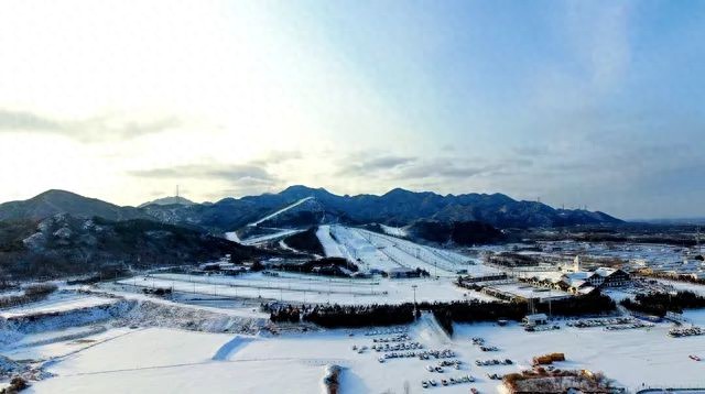 《北京冰雪嗨起来》之北京密云南山滑雪场的冰雪奇旅(图1) 密云南山滑雪场攻略_密云南山滑雪场票价_北京南山滑雪场