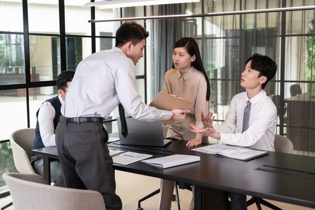 求职路上的坑,你踩过几个?太真实了!(图4) 虚假招聘信息_工资组成制度_求职陷阱