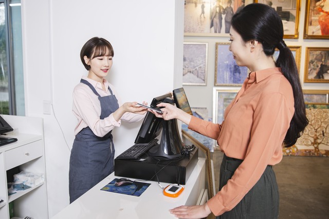 周结工资 vs 月结工资:别再只算账了!真正高明的老板,看的是什么(图3) 员工信任与现金流管理_周结与月结的薪酬制度选择_工资组成制度