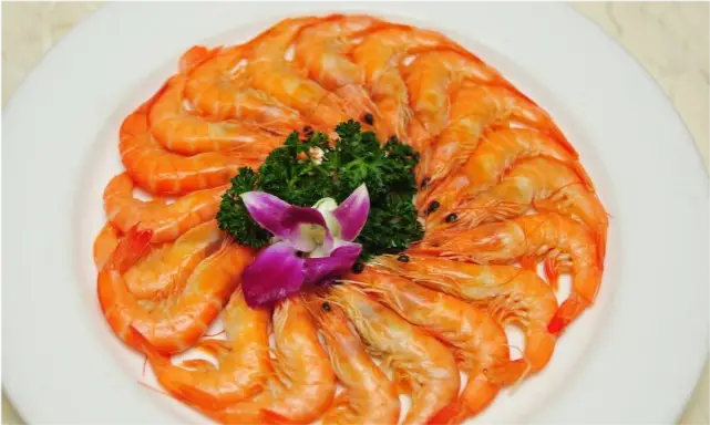 广东最出名的20道名菜,粤菜特色菜谱大合集,让人看了直流口水(图14) 广东最出名20道名菜_粤菜特色菜谱大合集_粤菜菜谱清蒸鲍鱼