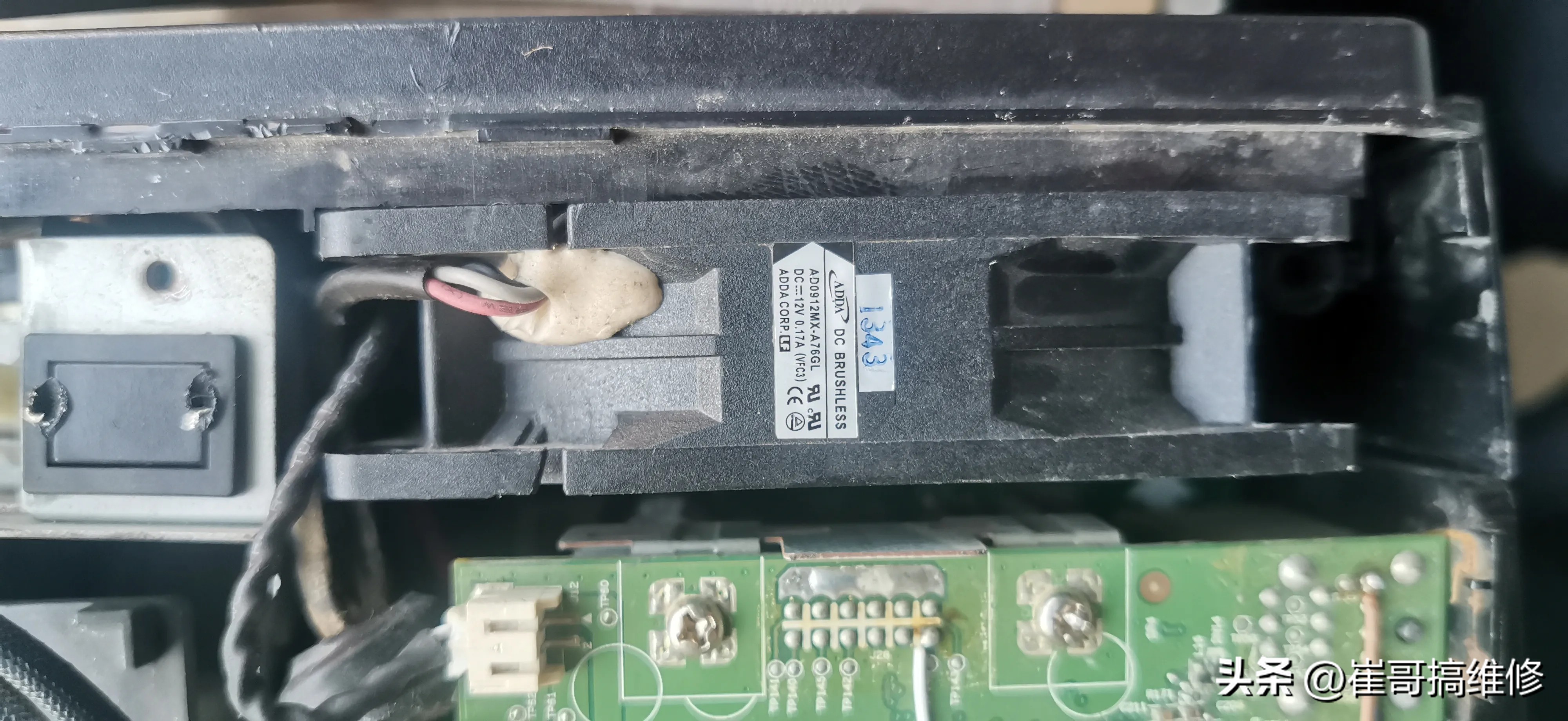 投影机在客户家里不开机,红灯报错,到我这里一切正常,这怎么修(图7) 投影机灯泡红灯故障_投影机开机亮红灯_投影机 更换 灯泡