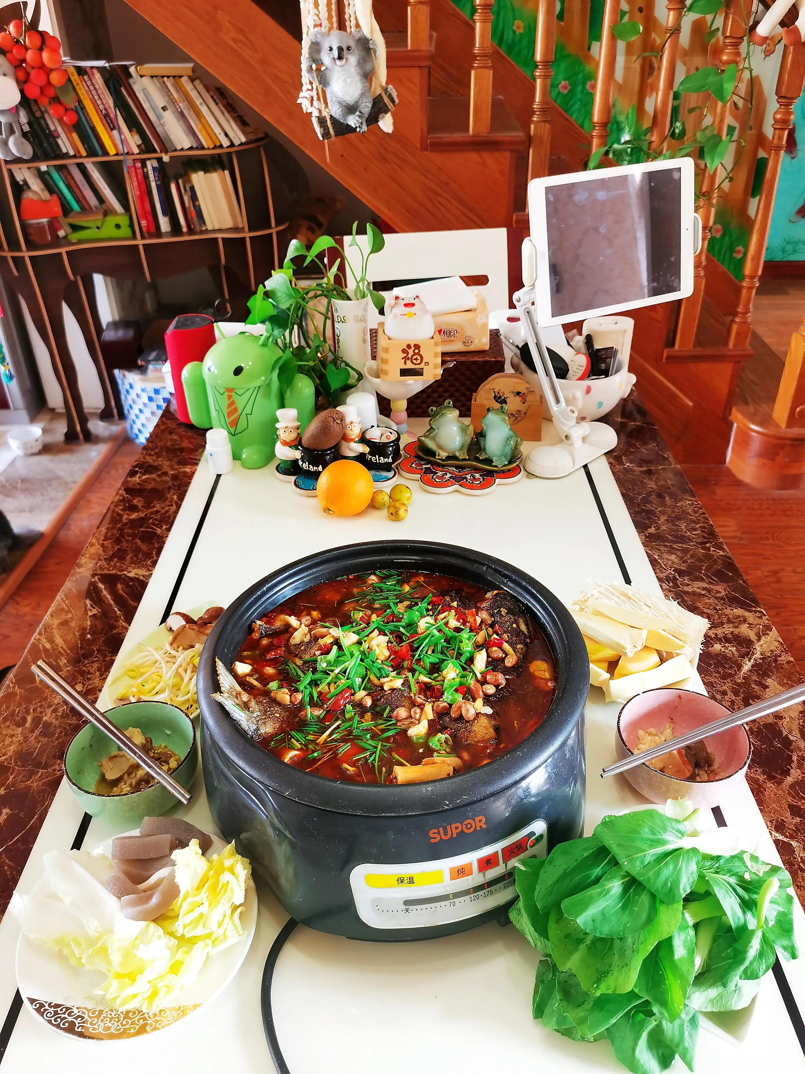 美味香辣烤鱼~无需烤箱(图2) 用烤箱做烤鱼_香辣烤鱼配菜选择_家庭版香辣烤鱼做法