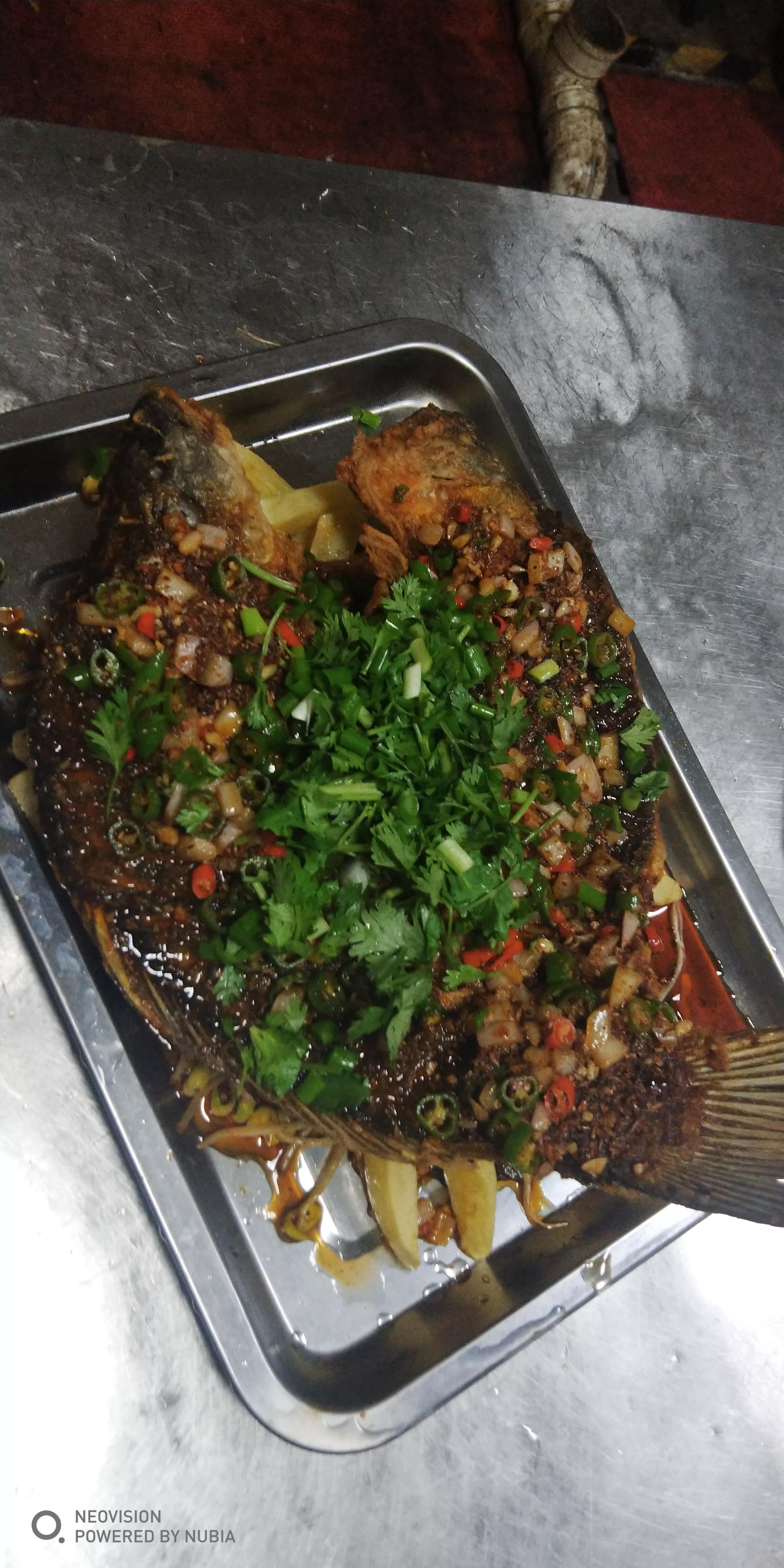 不需要烤箱,一学就会的家庭烤鱼(图1) 鱼的做法大厨教你做_用烤箱做烤鱼_跟着大厨学做鱼