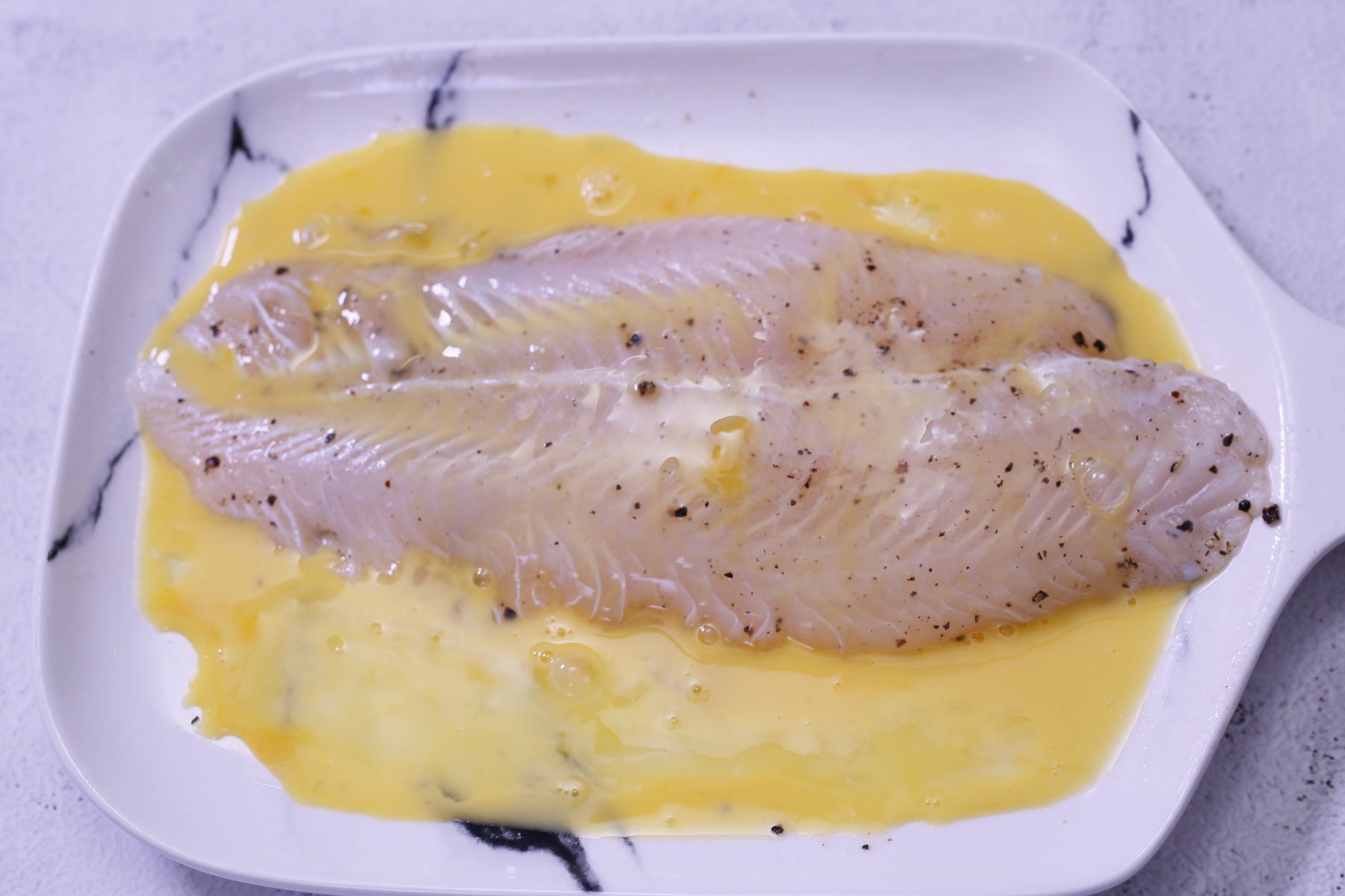 烤箱版香酥鱼柳,做法简单,金黄酥脆,外焦里嫩,孩子超爱吃(图8) 烤箱版香酥鱼柳做法_龙利鱼烤箱版香酥鱼柳食谱_用烤箱做烤鱼