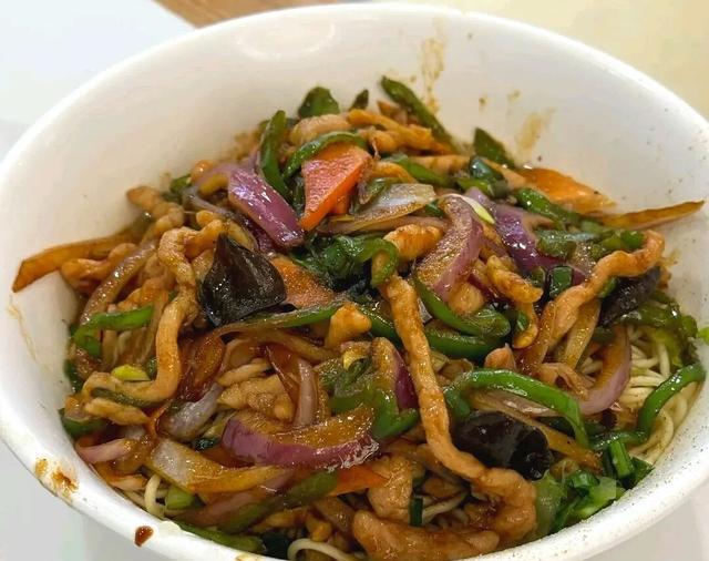 镇江很受欢迎的5家老字号面馆,真真太好吃了吧(图4) 镇江名吃老字号_镇江老字号面馆创新传承_镇江面馆文化体验