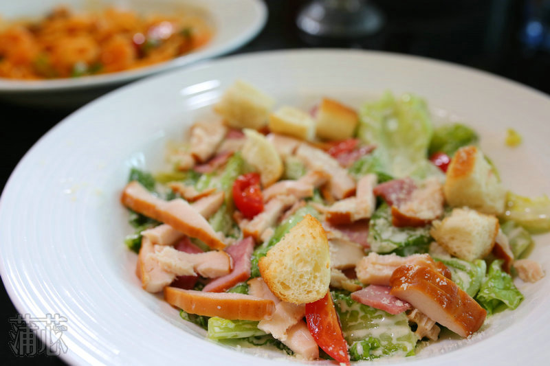 和牛油果比萨有个约会,美食大咖分享会(图8) 必胜客海鲜至尊披萨的做法_意式牛油果大虾比萨_意式香烤鸡腿排