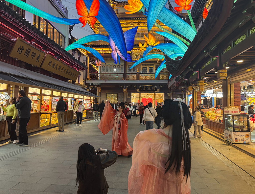 上海豫园老字号美食推荐_上海豫园旅游攻略_上海城隍庙游玩