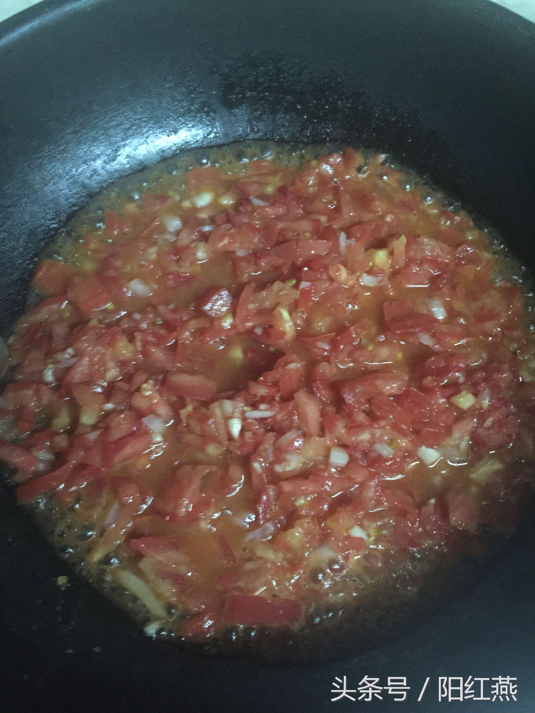 香味扑鼻的芝心披萨 自制料足就是赞啊!~ 史上最简单的做法(图4) 必胜客海鲜至尊披萨的做法_芝士披萨做法_自制披萨教程