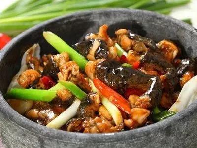 安徽南部皖南美食,其中两道菜外省估计不敢尝试(图1) 火腿炖甲鱼是哪里名菜_徽州石鸡做法_安徽徽菜