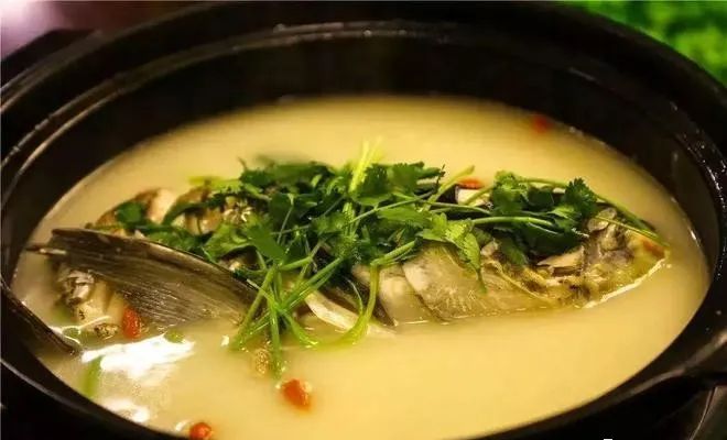 超级无敌好吃的六安美食,大家千万不要错过!(图4) 六安酱鸭 蒿子粑粑 爆炒毛鱼_安徽六安美食