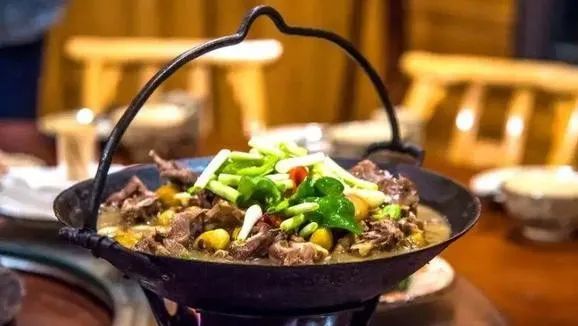 超级无敌好吃的六安美食,大家千万不要错过!(图6) 六安酱鸭 蒿子粑粑 爆炒毛鱼_安徽六安美食