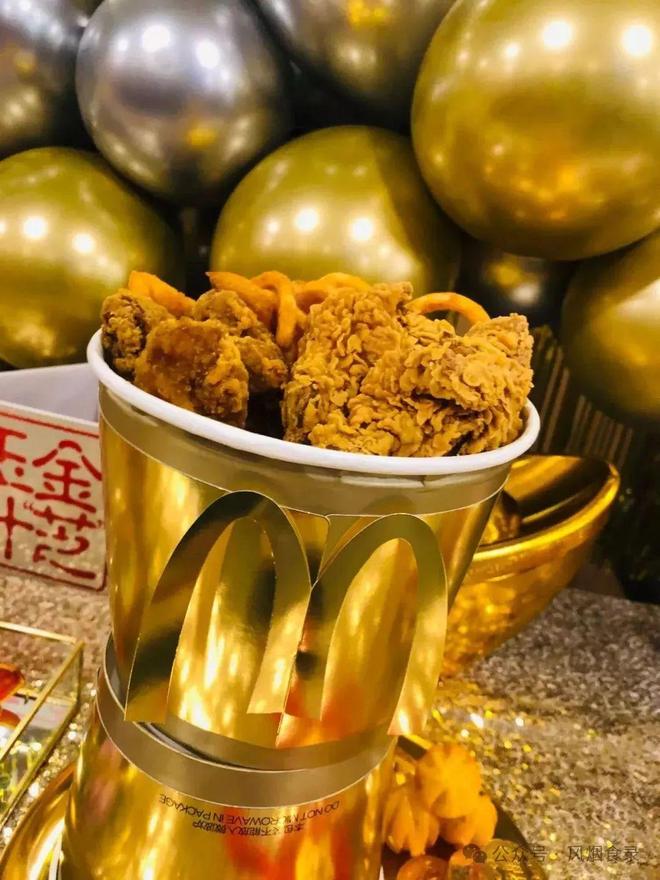 麦当劳,最受欢迎的“十大”单品,连员工都喜欢,大多数人去必点(图11) 麦当劳最受欢迎的十大单品_麦当劳烧烤风味鸡翅_麦辣鸡翅巨无霸汉堡麦旋风