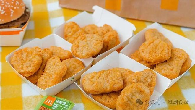 麦当劳,最受欢迎的“十大”单品,连员工都喜欢,大多数人去必点(图6) 麦当劳最受欢迎的十大单品_麦辣鸡翅巨无霸汉堡麦旋风_麦当劳烧烤风味鸡翅