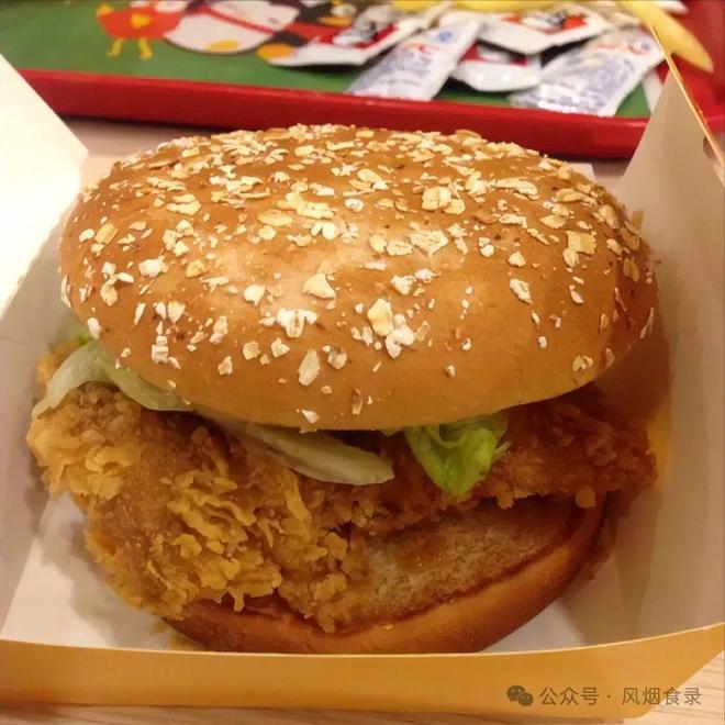 麦当劳,最受欢迎的“十大”单品,连员工都喜欢,大多数人去必点(图8) 麦当劳烧烤风味鸡翅_麦当劳最受欢迎的十大单品_麦辣鸡翅巨无霸汉堡麦旋风