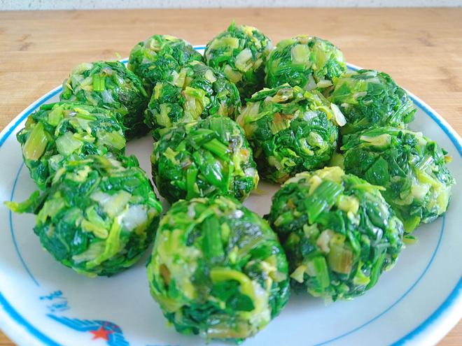 早餐吃它,比包子馒头强!粗细粮搭配,能量满满长高个,别错过(图18) 玉米面蔬菜包_素菜包子馅有哪些搭配_高钙高营养粗粮早餐