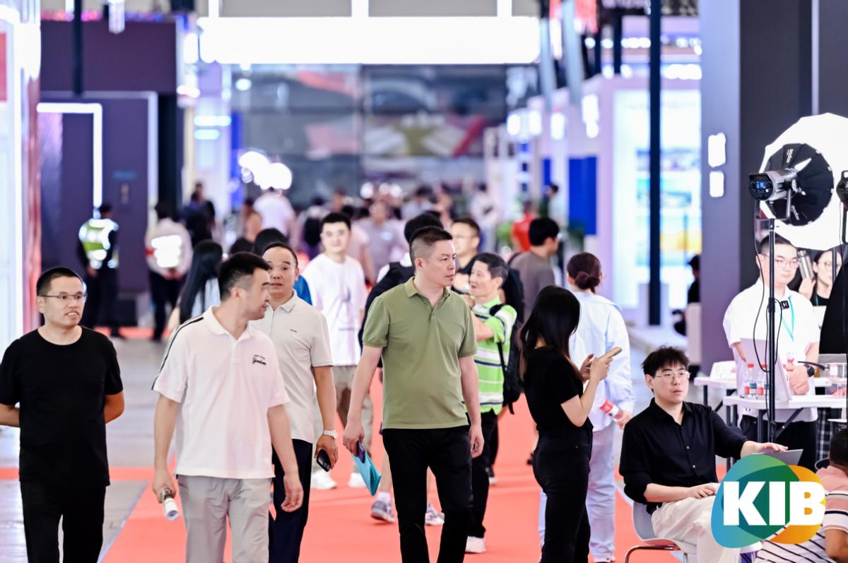 2025上海国际智家生活博览会描绘智慧生态新图景(图6) AI智能家居展会_2025上海国际智家生活博览会_南京 2025年7月家装博览会