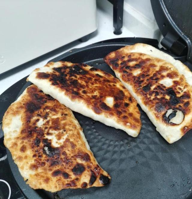 电饼铛真的被冷落了吗?闲置原因大揭秘,5种神操作让你爱上它!(图3) 电饼铛 披萨_智能电饼铛_易清洁电饼铛