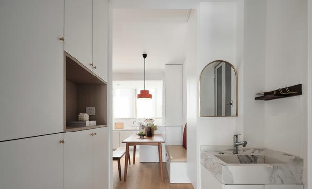 5口人居住,40㎡,南京屋主家的装修,说是“神设计”都不为过(图5) 南京小户型改造_南京 2025年7月家装博览会_智能化小户型设计