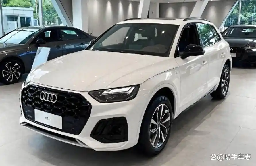 新一代奥迪Q5L将亮相上海车展,现款一口价23.88万?该等还是抄底(图1) q5奥迪报价2025款_新一代奥迪Q5L上海车展亮相_奥迪Q5L降价一口价23.88万