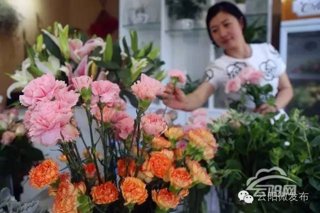 云阳居然有家这么高大上的花店,只有最浪漫的人才知道(图6) 花店 装修_云阳香颂花店_法国装修风格花店