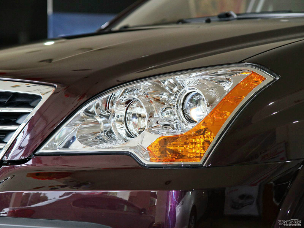 荣威W5 2011款 1.8T AT 四驱豪域版细节亮点有哪些 荣威W5购车手册(图2) 家用荣威w5怎么样_2011款荣威W5动力底盘细节做工_2011款荣威W5外观内饰配置空间