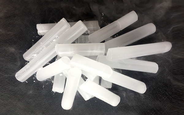 干冰的前世今生(图4) 干冰历史发展_干冰早期应用案例_干冰的制作利润