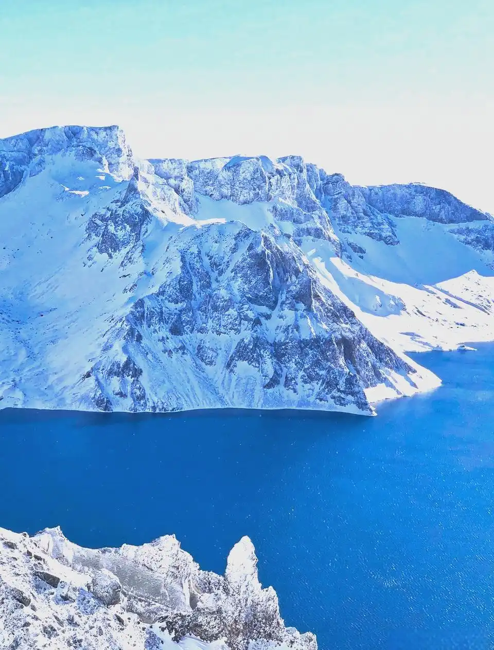长白山景区建筑_东北首批5A景区_长白山四季特色旅游